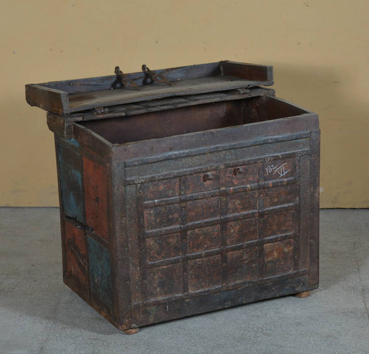 Vinatge Iron-Wooden Storage Chest - TESU