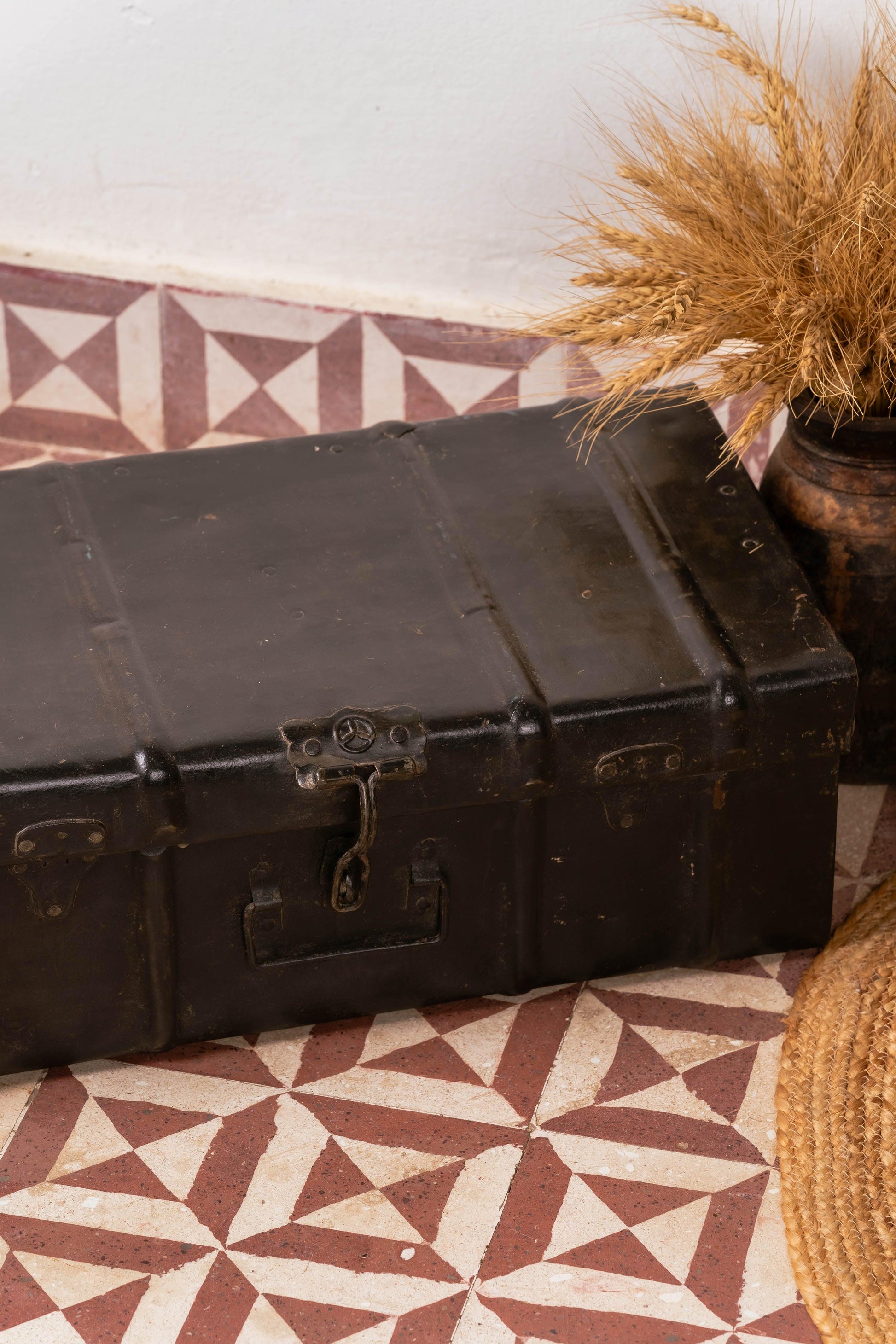 Vintage Iron Black Storage Box - TESU