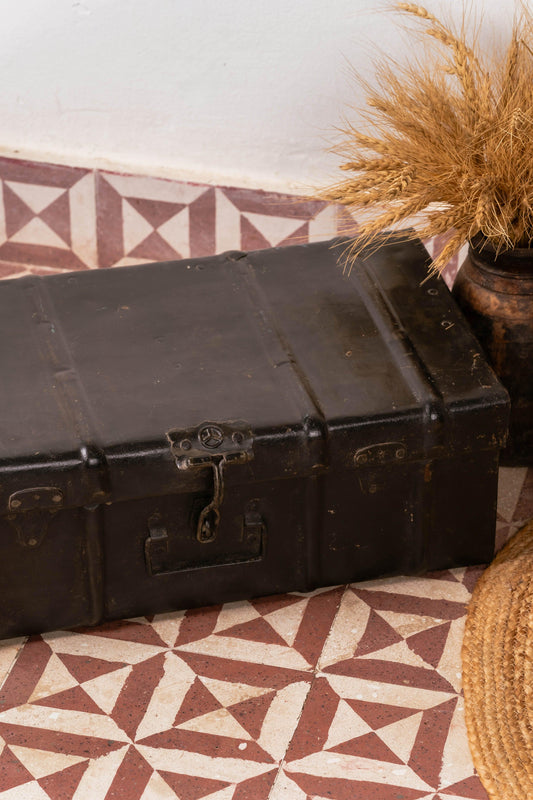 Vintage Iron Black Storage Box - TESU