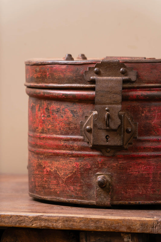 Antique Oval Red Storage Drum - TESU