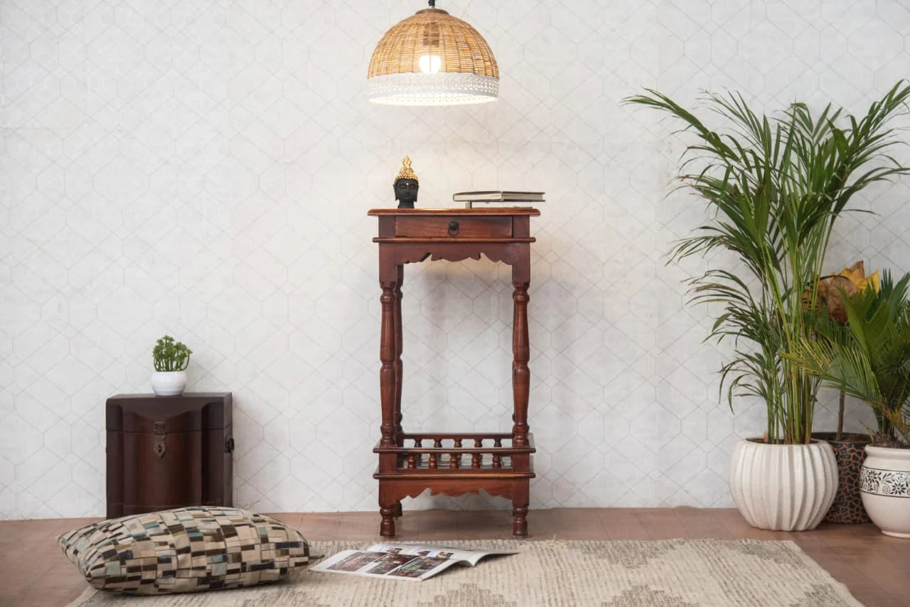 Whether used for displaying décor, placing books, or serving as an accent piece, this table seamlessly blends traditional artistry with timeless sophistication.