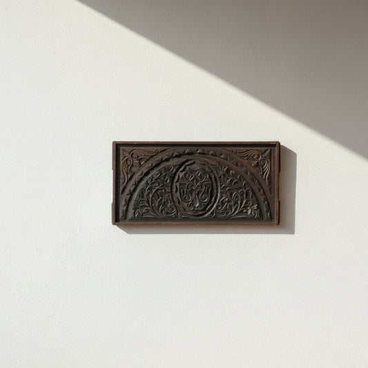 Elevate the aesthetic of any room with our premium wooden wall panels. Perfect for both residential and commercial spaces, our panels bring warmth, sophistication, and timeless beauty to your interiors. 