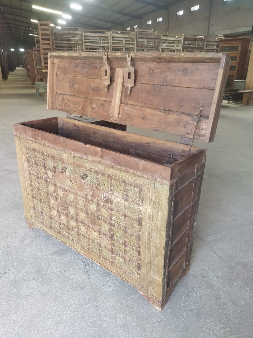 Wooden Iron Console Box - TESU