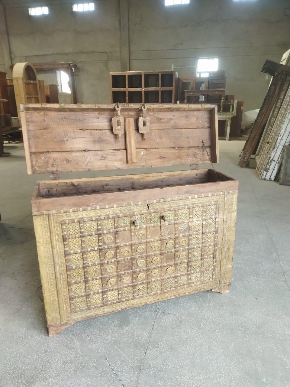 Wooden Iron Console Box - TESU
