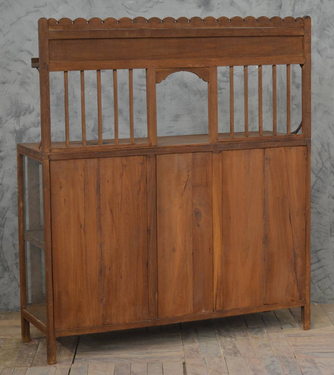 Wooden Glass Antique Counter - TESU