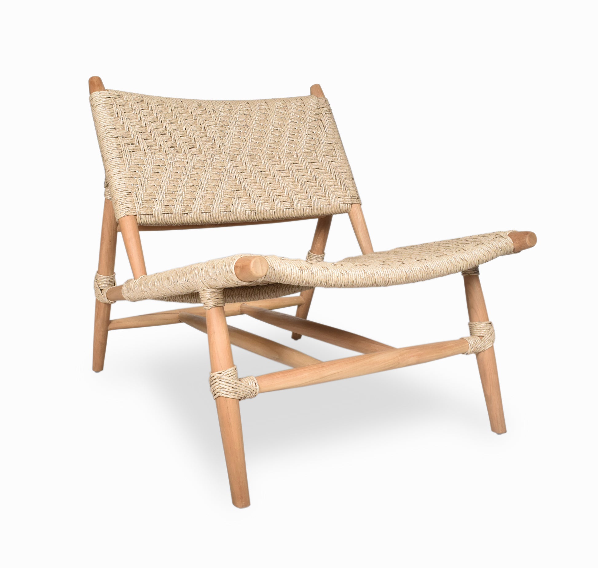 Designed for both indoor and outdoor use, the Woven Aura Chair is perfect for stylish dining areas, patios, or cozy lounging spaces. 