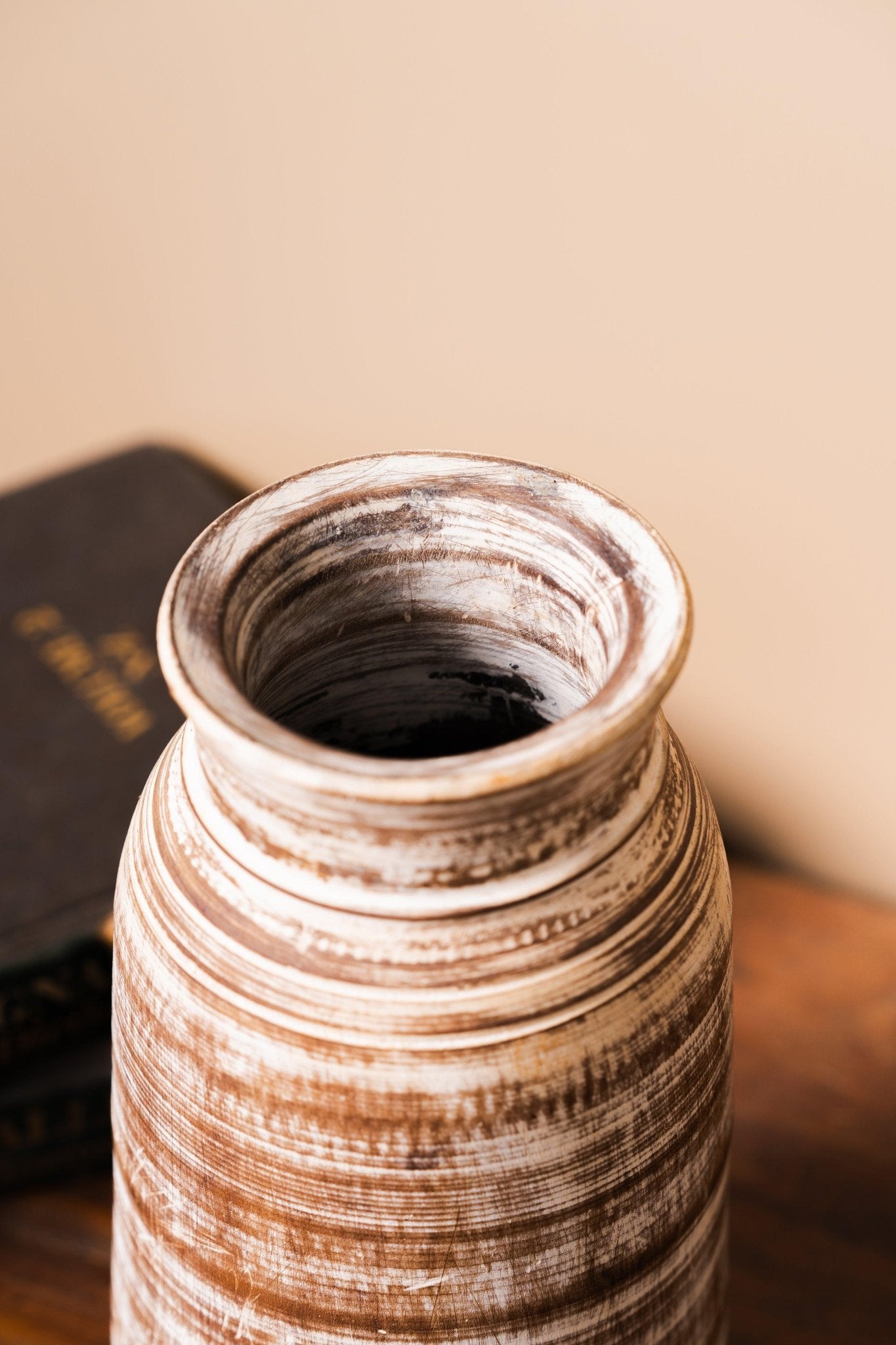 Antique Wooden Brown Pot - TesuWooden Pot