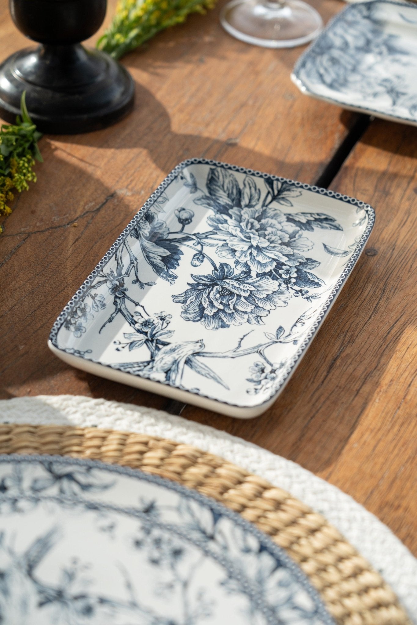 Arezzo Platter - Blue and White - TesuCeremic