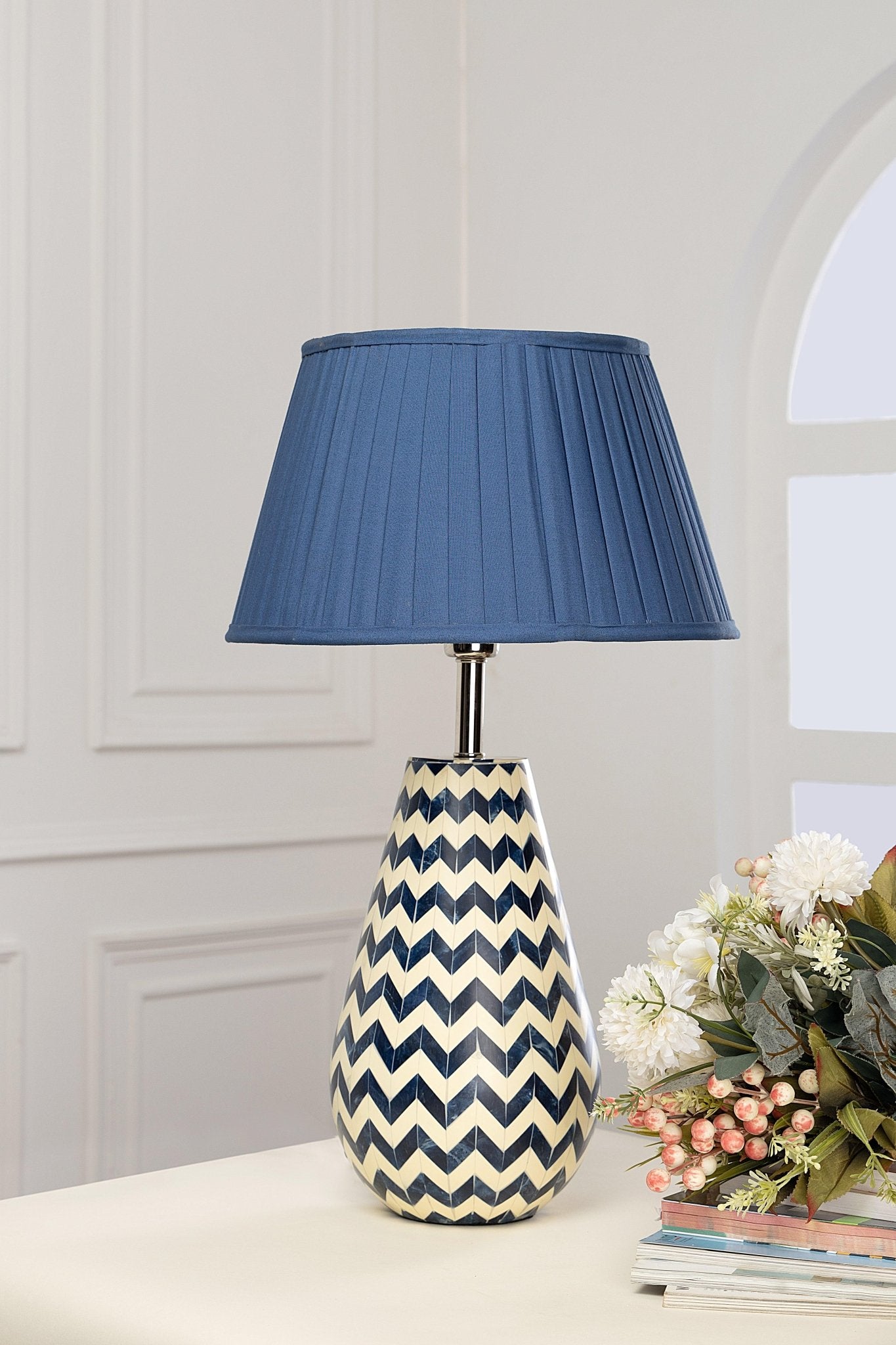 Blue & White Resin Table Lampshade - TesuTable Lamp