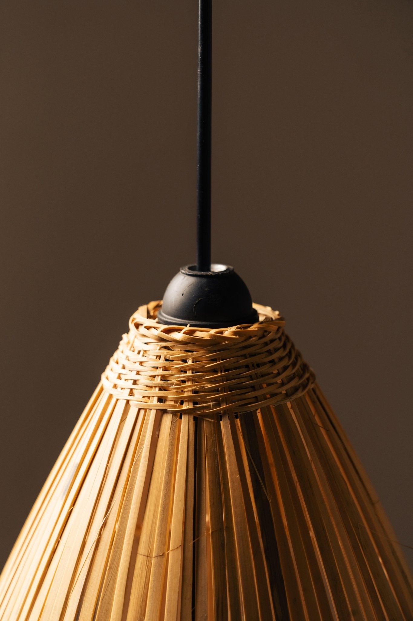 Cup-shaped bamboo hanging lampshade handcrafted with natural bamboo weaving, designed to create a warm, elegant, and eco-friendly lighting ambiance.