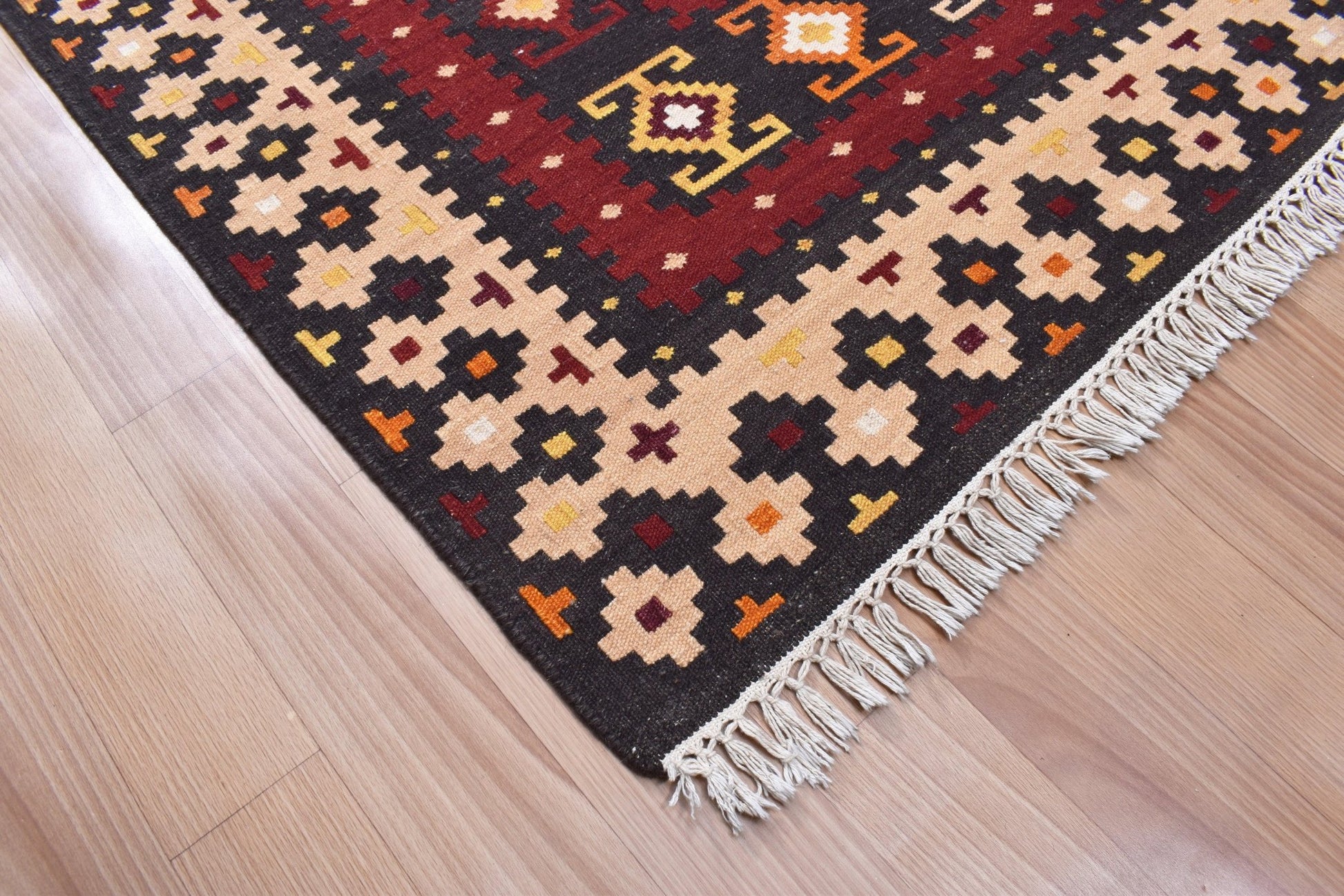 Flatweave Handmade Maroon Caucasian Rugs - TesuRugs
