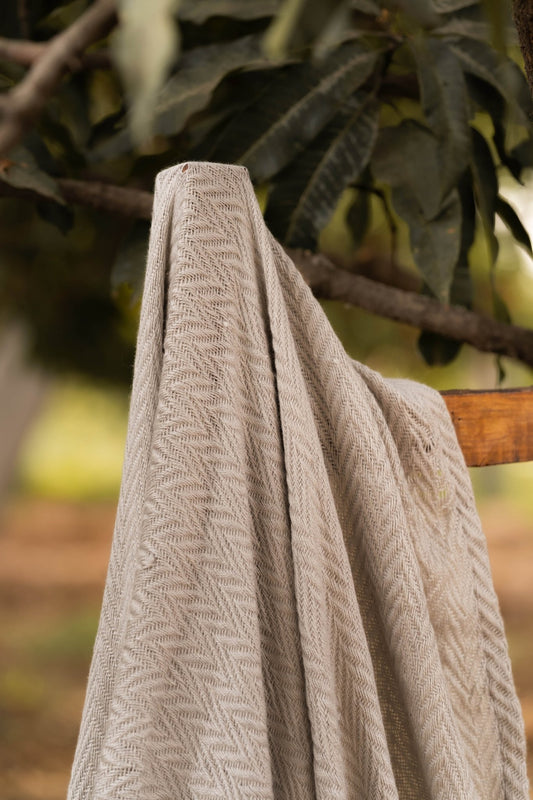 Grey Zigzag Throw - TesuThrows