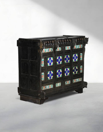 Handcrafted Peacock Teak Damchiya - Vintage Indian Storage Chest - TesuCabinets & Storage