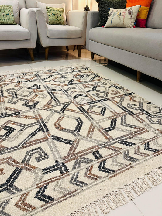Handwoven Rug White and Grey Rug - TesuRugs