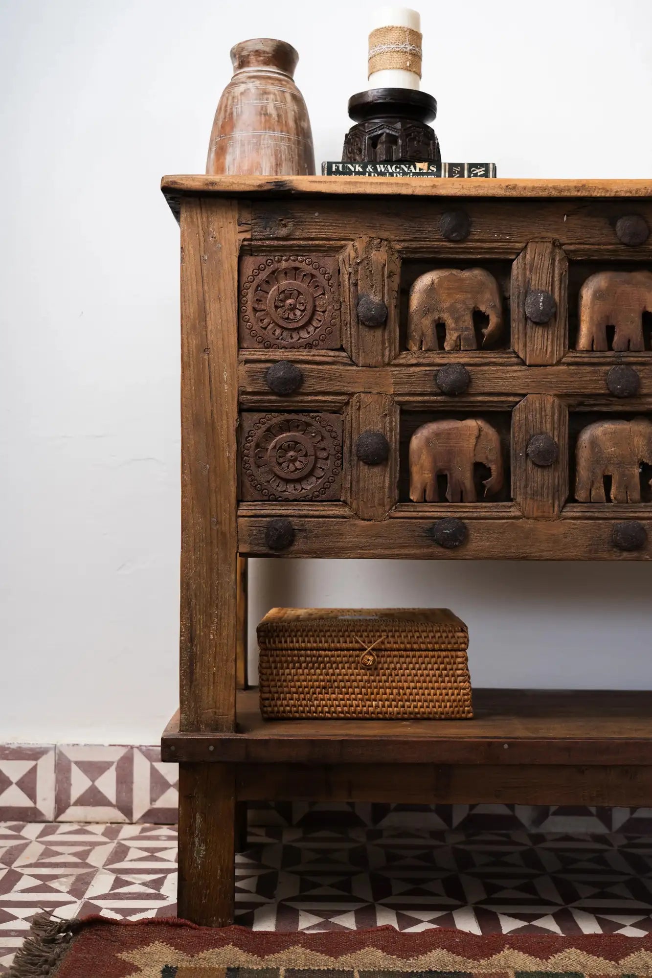 Heritage Elephant Carved Console Table - Handcrafted Vintage Teak Wood Furniture - TesuConsole Table