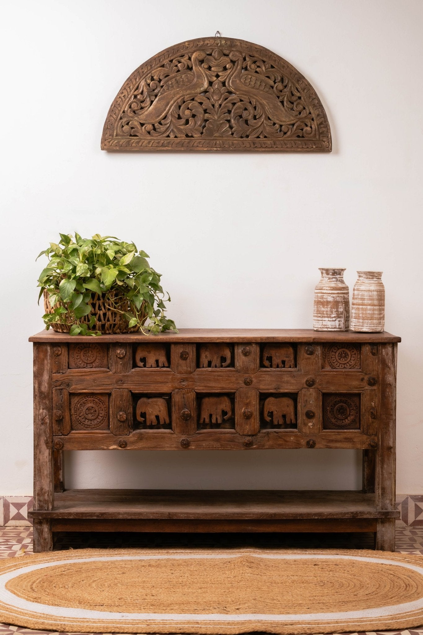 Heritage Elephant Carved Console Table - Handcrafted Vintage Teak Wood Furniture - TesuConsole Table