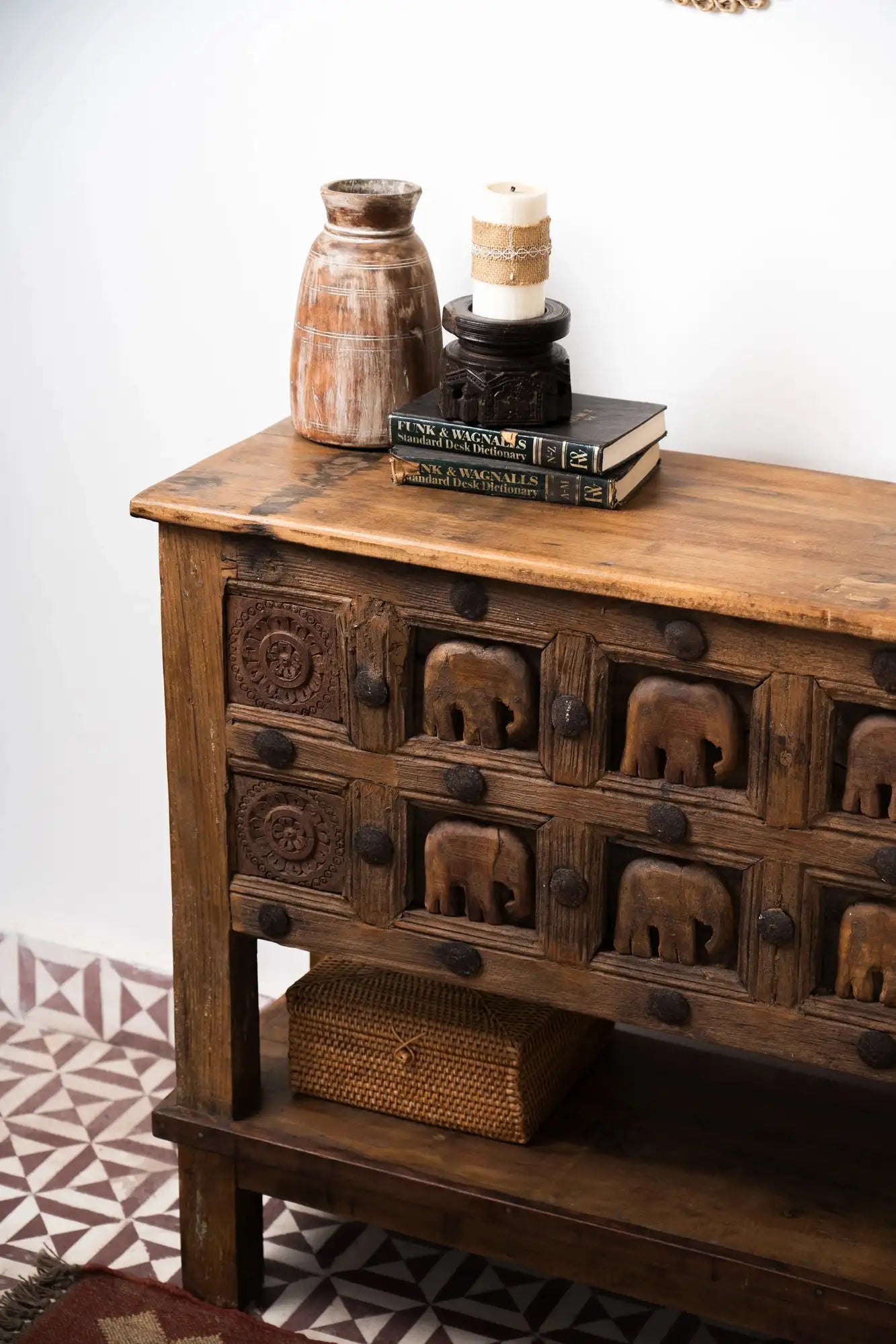 Heritage Elephant Carved Console Table - Handcrafted Vintage Teak Wood Furniture - TesuConsole Table