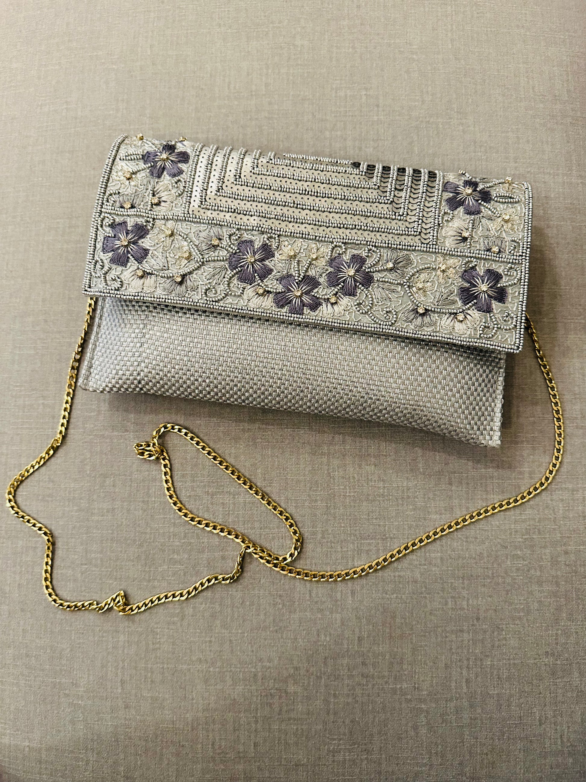  Casual dress purse, Cocktail saris clutch, Detachable metal chain clutch, Elaborate embroidery, Handcrafted clutch, Jute embroidery purse, Magnetic button closure purse, Zardozi clutch, Zardozi work accessory, Zipped pocket clutch,TESU