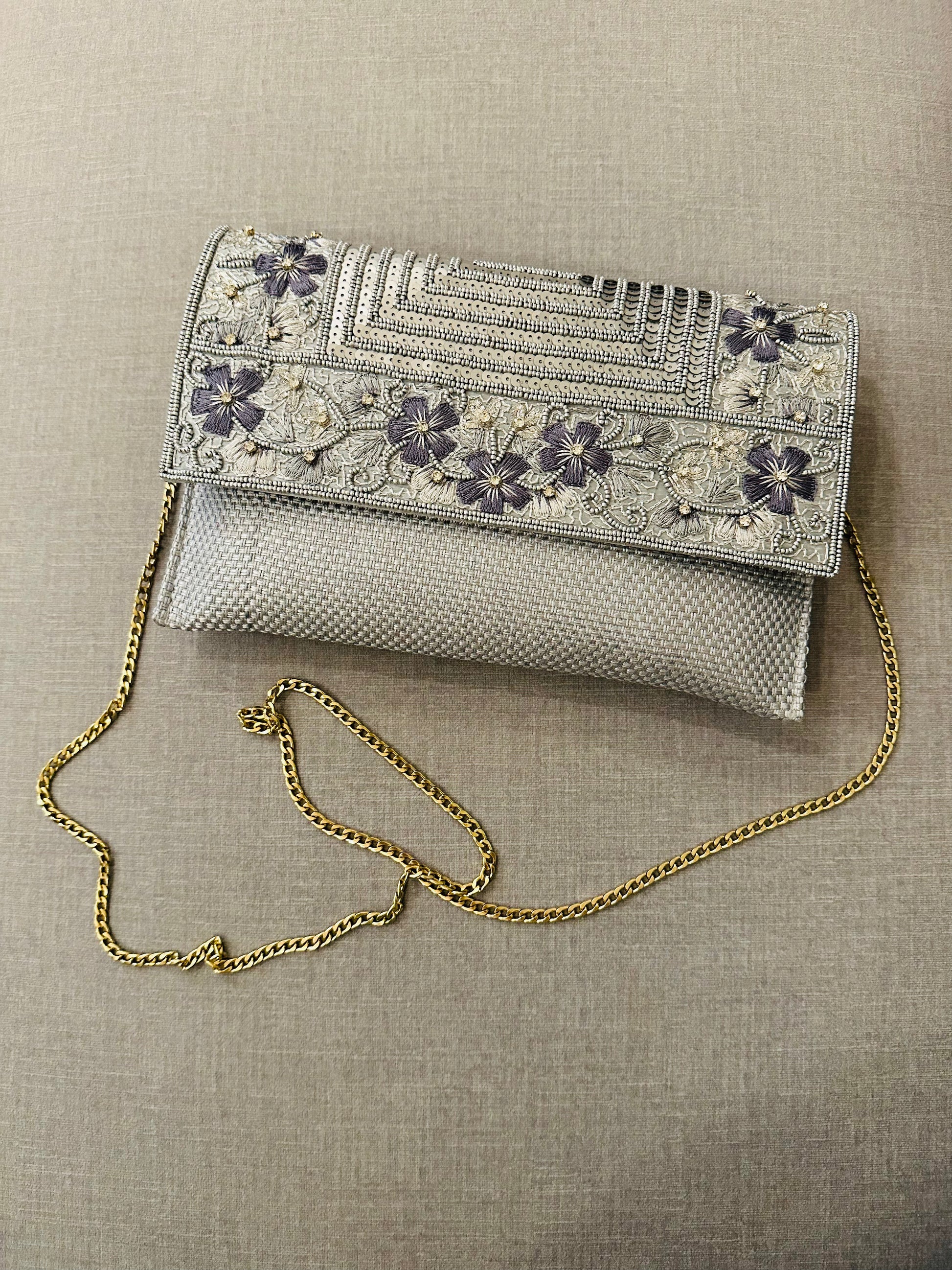  Casual dress purse, Cocktail saris clutch, Detachable metal chain clutch, Elaborate embroidery, Handcrafted clutch, Jute embroidery purse, Magnetic button closure purse, Zardozi clutch, Zardozi work accessory, Zipped pocket clutch,TESU