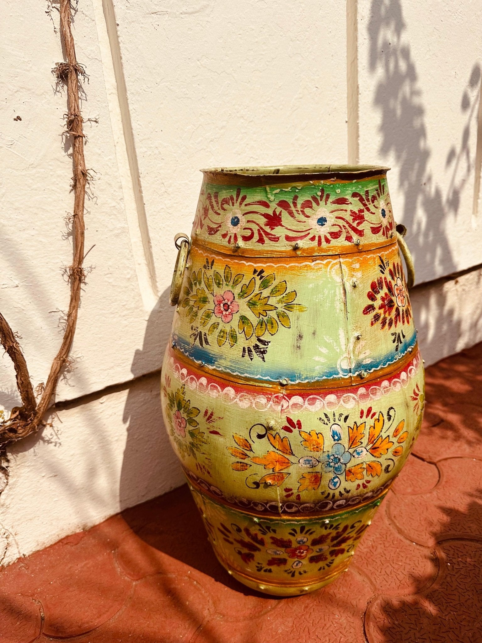 Iron Painted Planter - Floral - TesuHome Decor