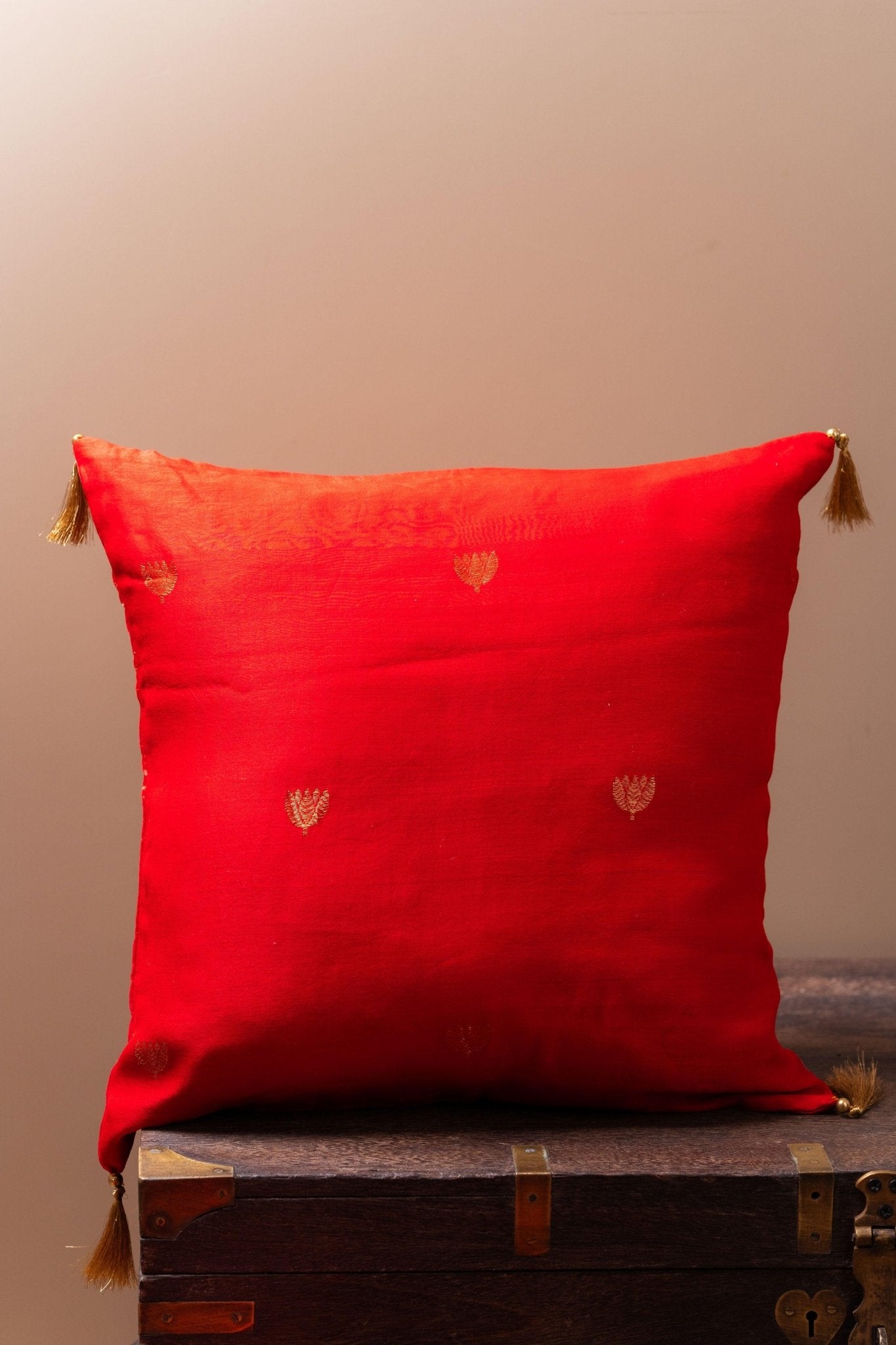 Lotus Butti Chanderi Cushion Cover - TesuCushion Covers
