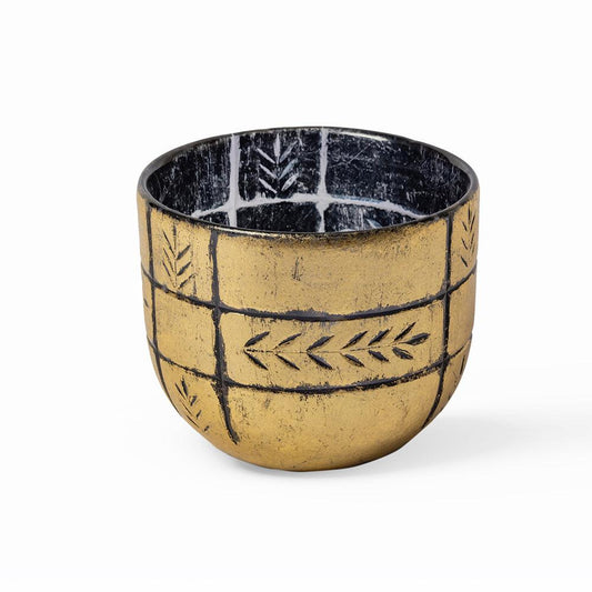  a handcrafted candle holder made from premium-quality glass. 