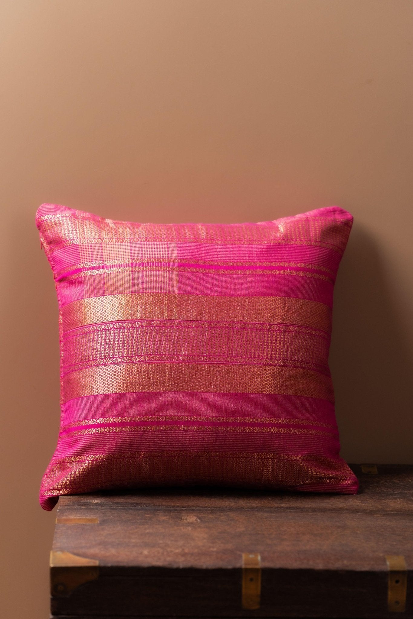 Magenta Gold Luxe Series Cushion Covers - TesuCushion Covers