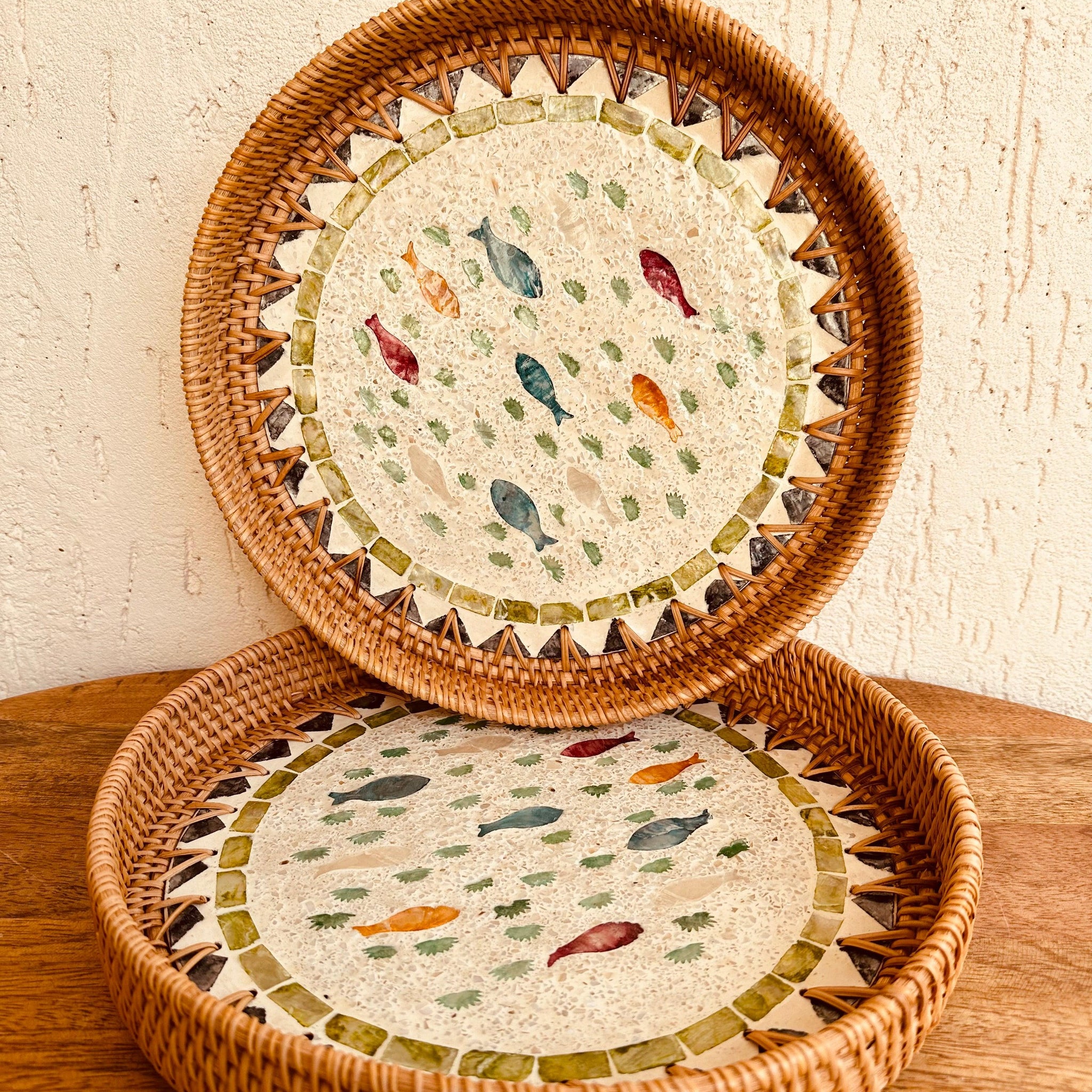 Fish Motifs Designer Mother Of Pearl Rattan Tray - TESU