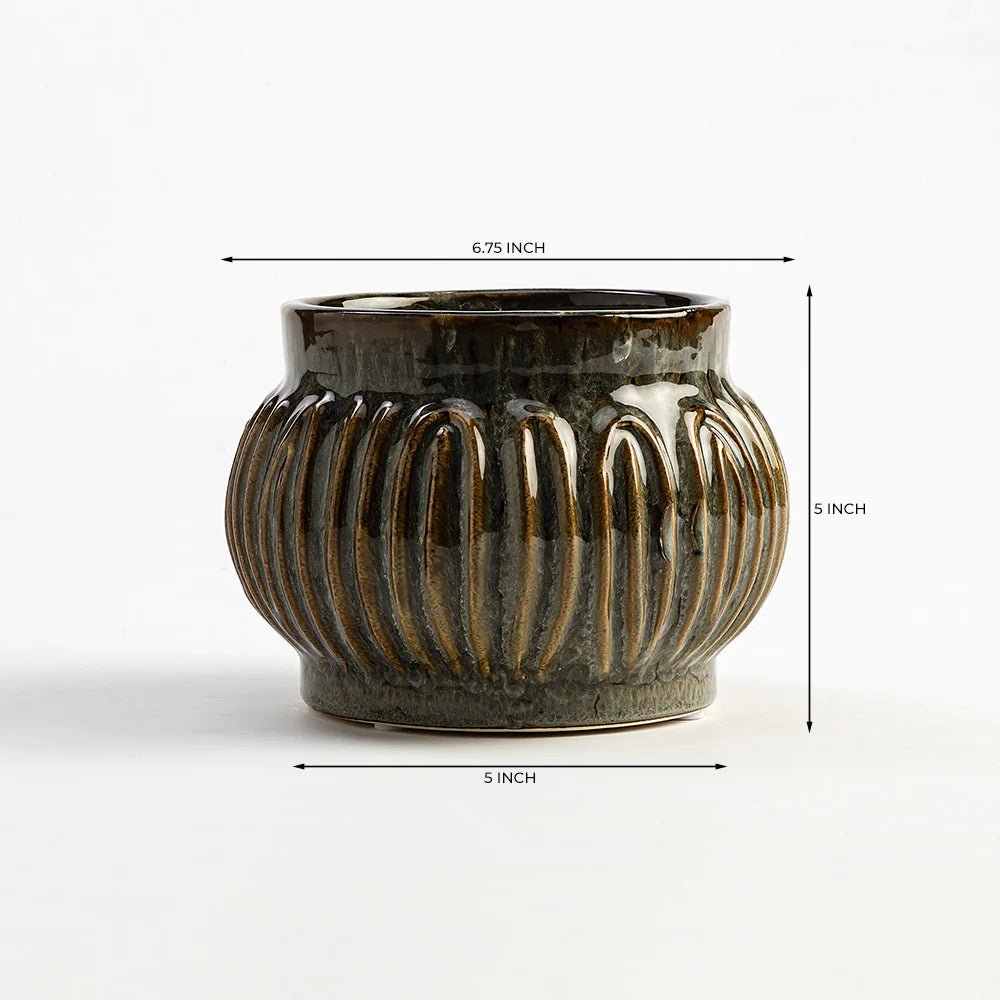Mrida Textured Planter - TesuPlanter