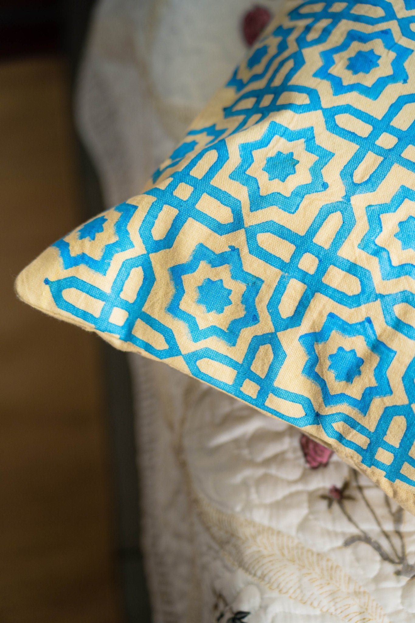 Neelam Geometric Block Cushion Cover - TesuCushion Covers