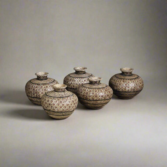 Off White Iron Pot - TesuHome & Kitchen
