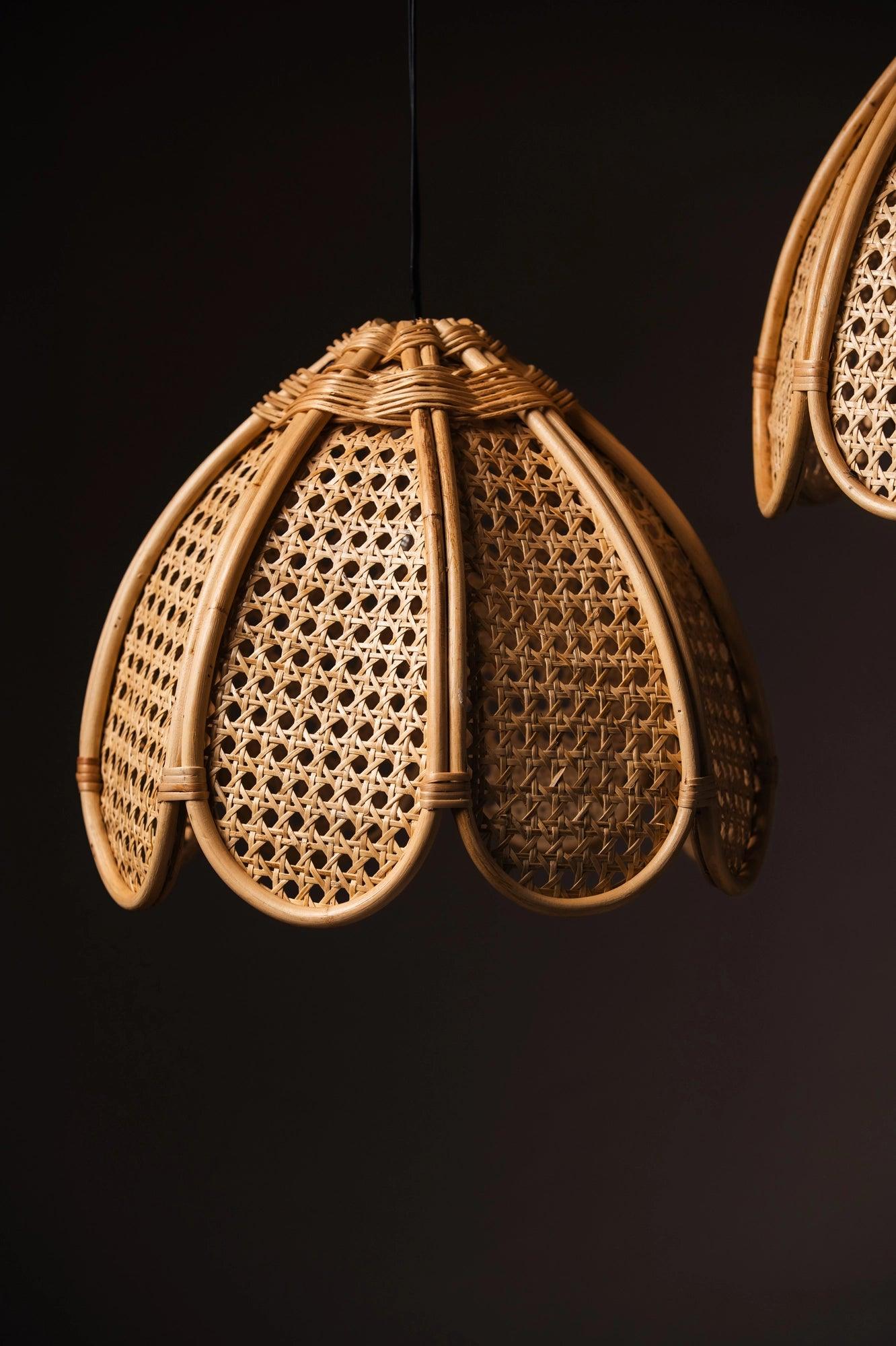Rattan Flower Shaped Lampshade - TesuPendant Light