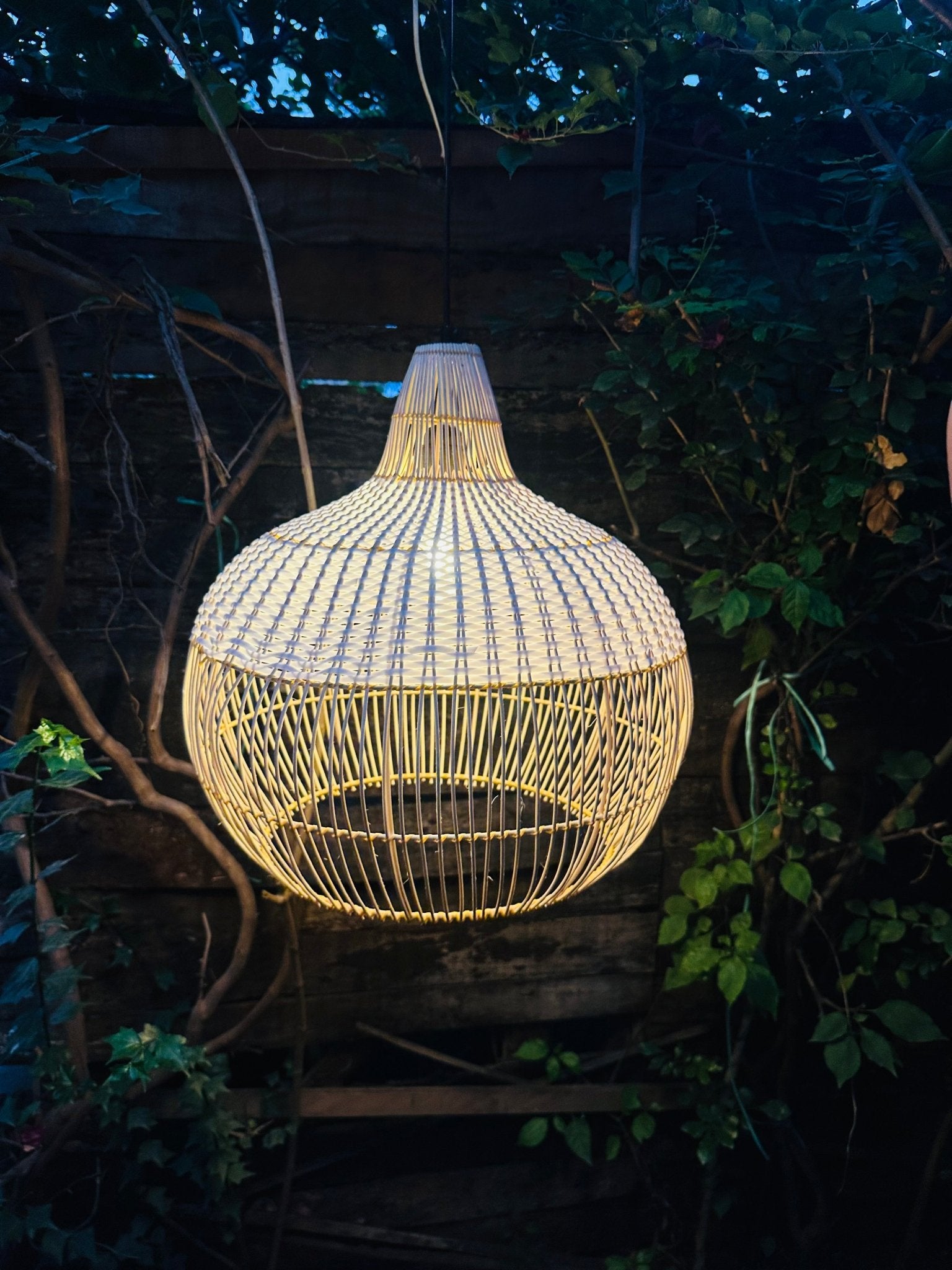 Rattan Onion Shaped Lampshade - Natural & White - TesuLighting