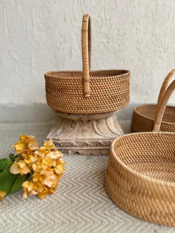 Rattan Picnic Basket With Handle - TesuBaskets
