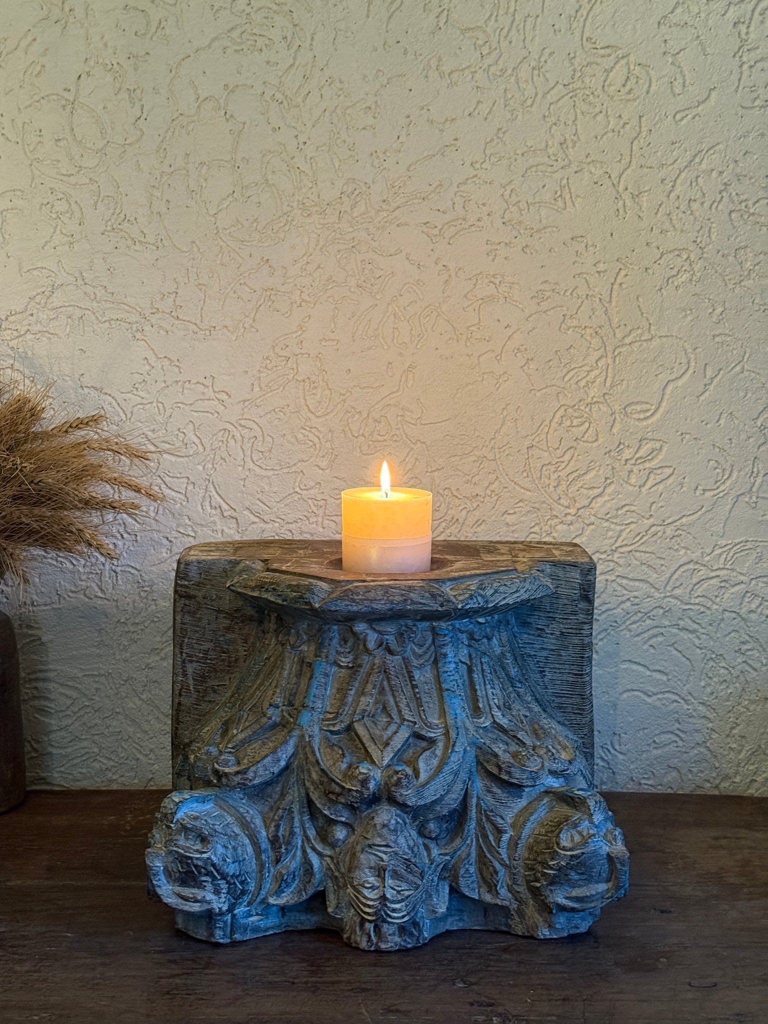 Royal Carved Pillar Candle Holder - Antique White with Turquoise Inlay - TesuHome Decor