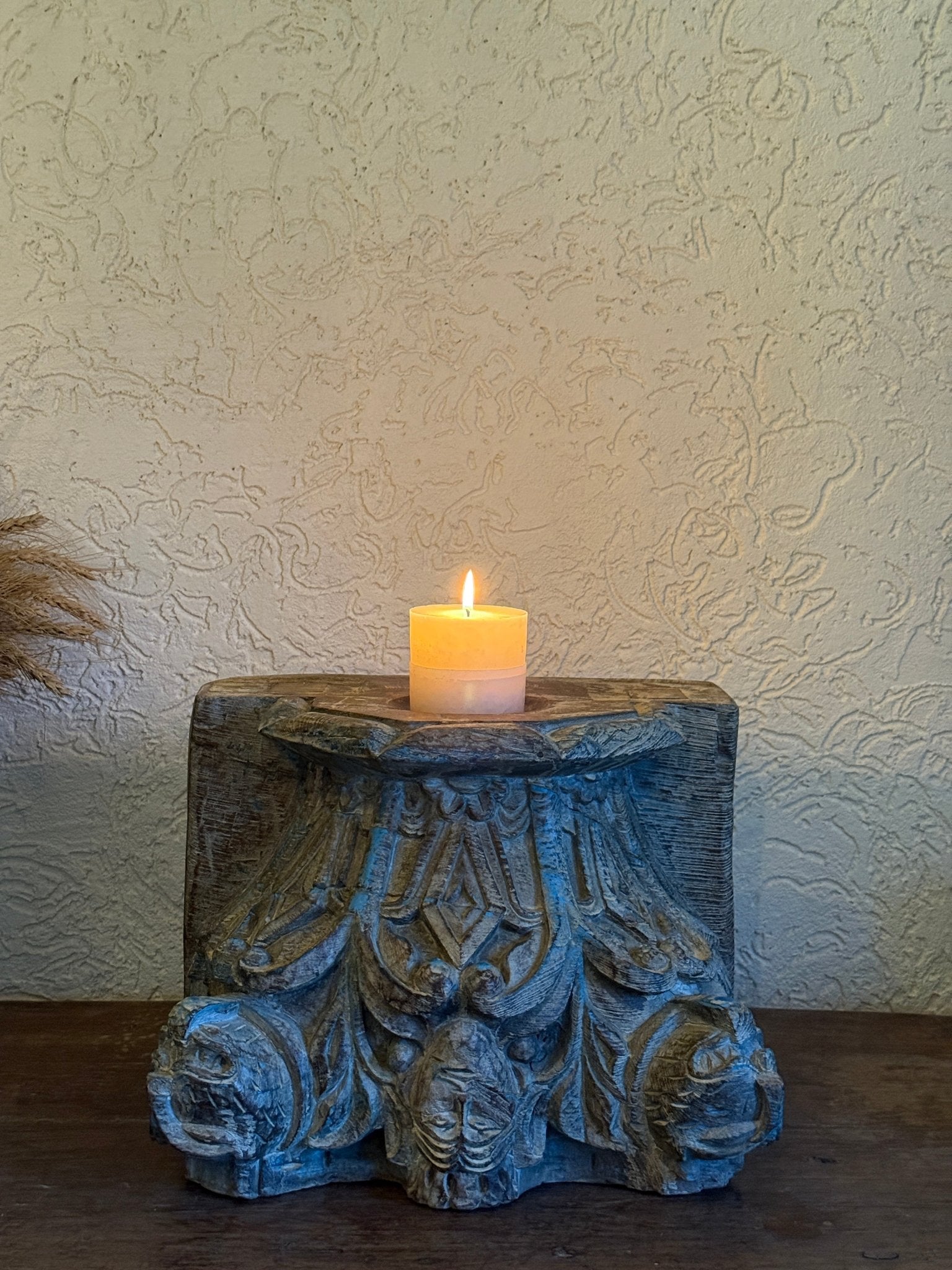 Royal Carved Pillar Candle Holder - Antique White with Turquoise Inlay - TesuHome Decor