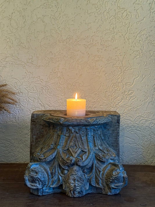 Royal Carved Pillar Candle Holder - Antique White with Turquoise Inlay - TesuHome Decor