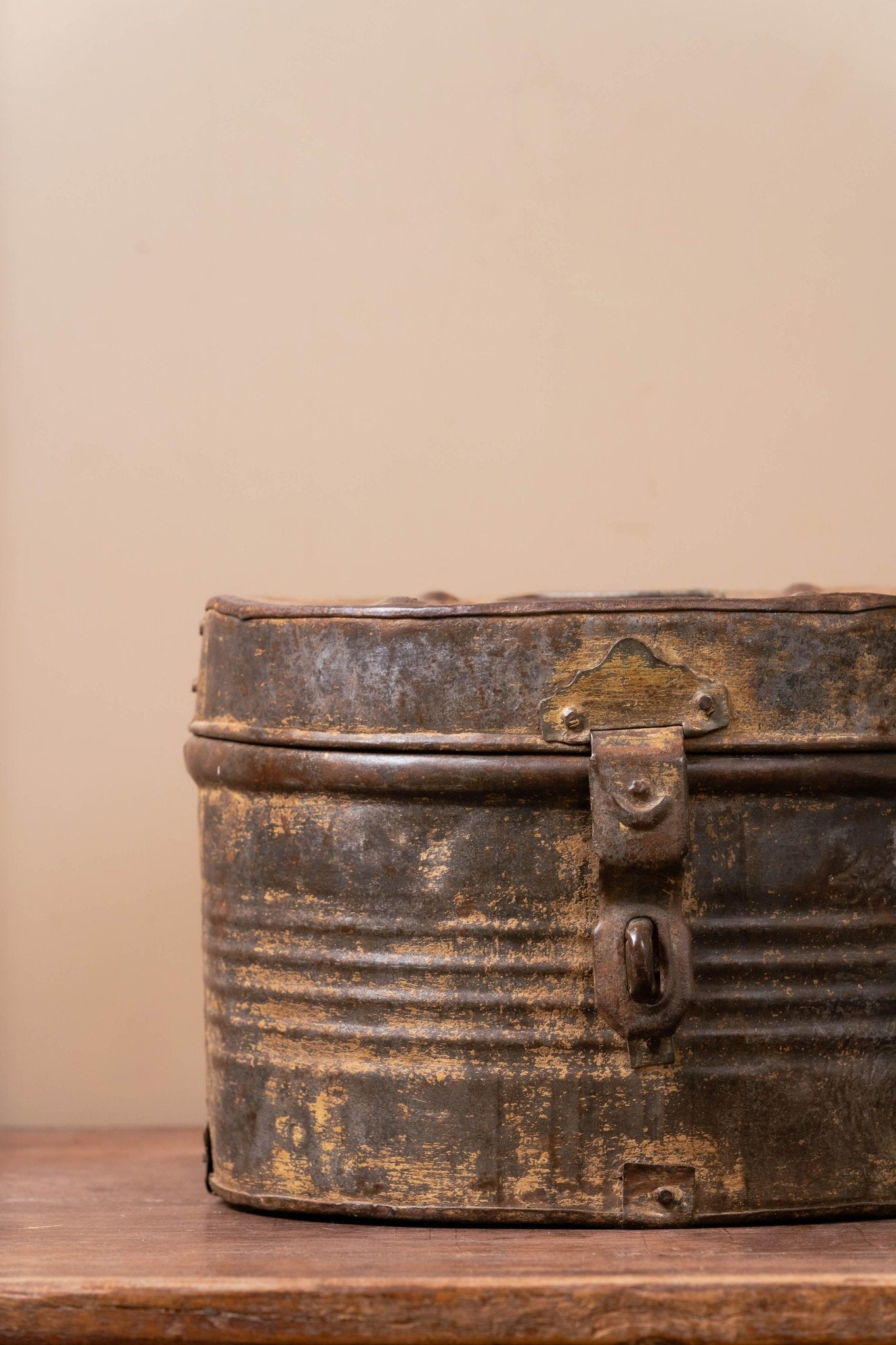 Rustic Iron Storage Oval Drum with Lid - TesuCabinets & Storage