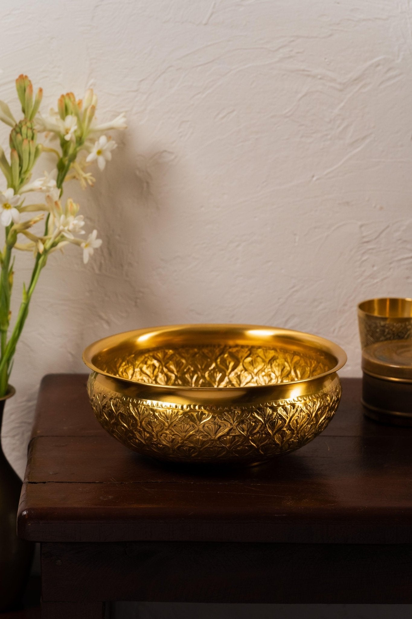 Swarna Design Embossed Brass Urli - TesuUrli