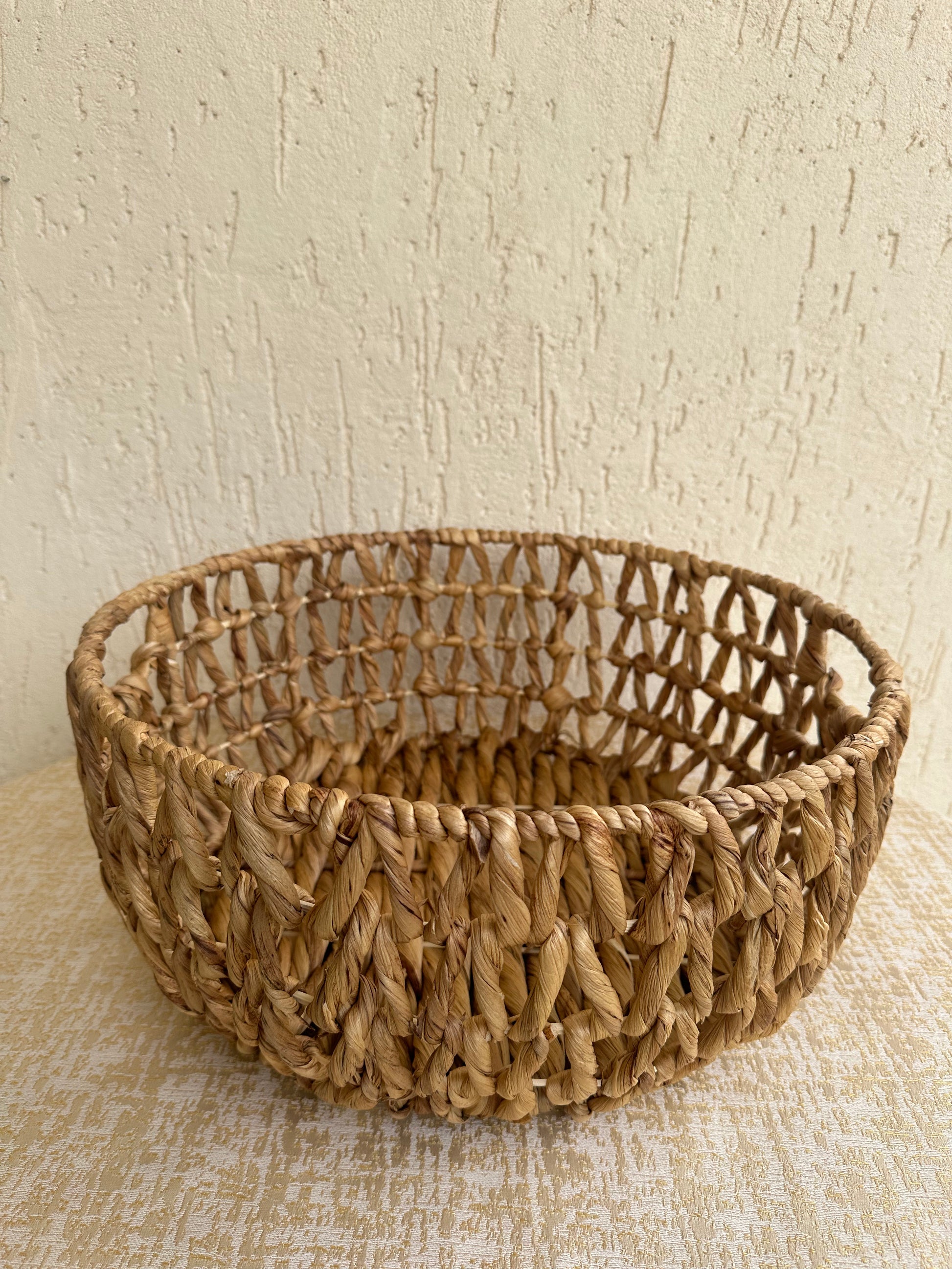  Aesthetics, Cut-Work baskets, Decorative home accents, Durability, Eco-conscious home décor, Functionality, Natural texture, Stylish storage options, Stylish storage solutions, Sustainability, Water Hyacinth Baskets, Water Hyacinth Cut-Work Basket, TESU