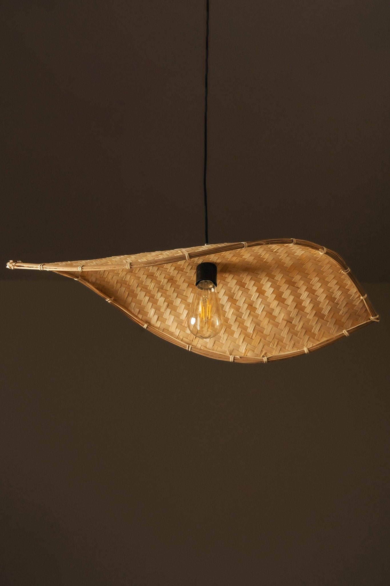 Thin Wavy Bamboo Hanging Lampshade - TesuPendant Light