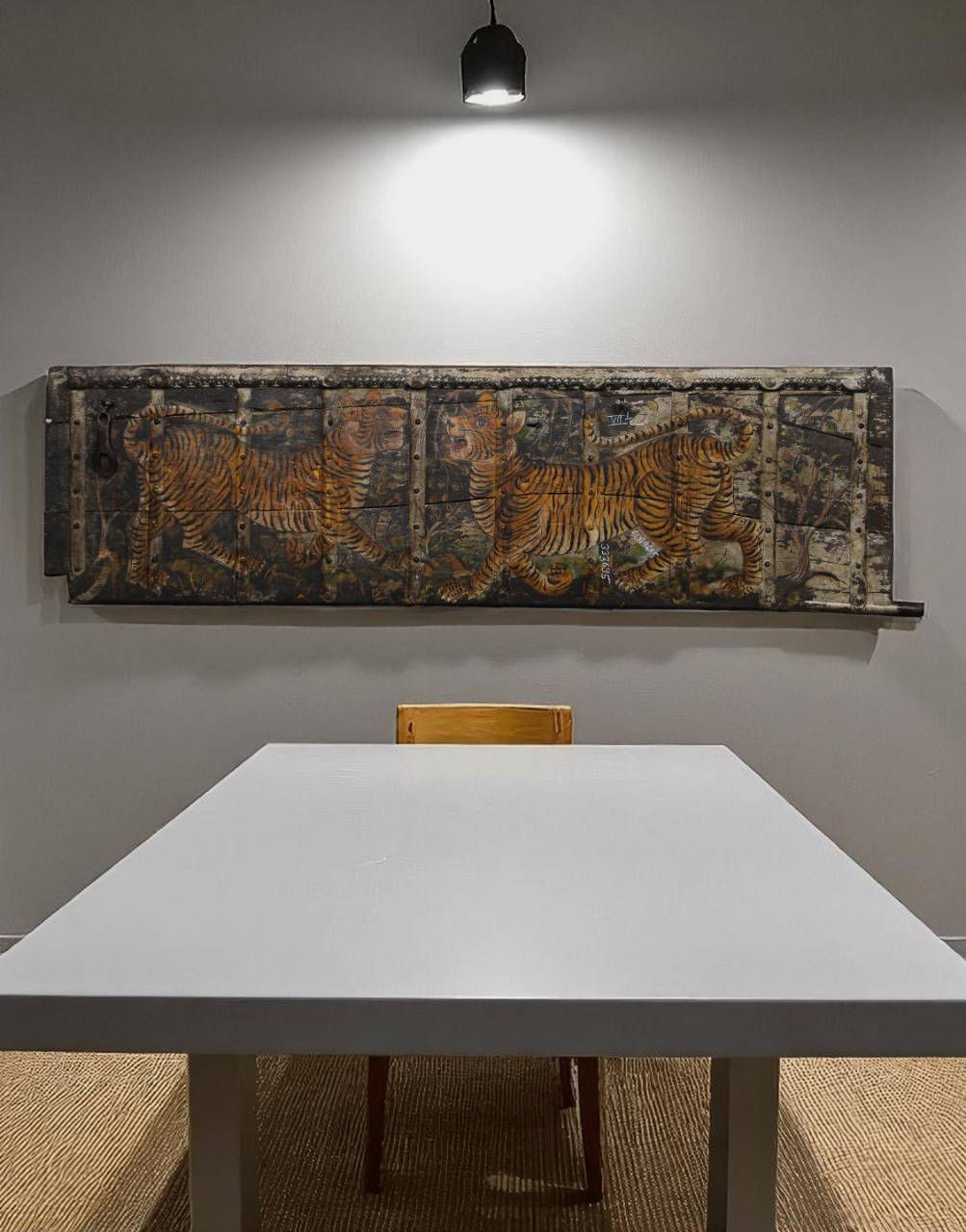 Tiger Painted Recycled Wood Wall Panel - TesuWall Decor