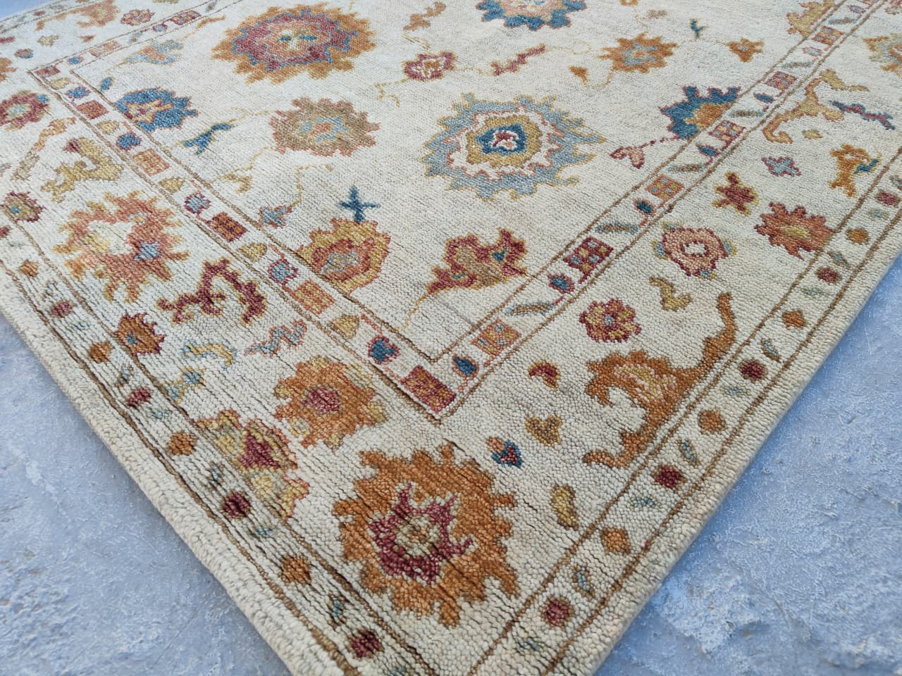 Vintage Floral Rug - Cream - TesuRugs