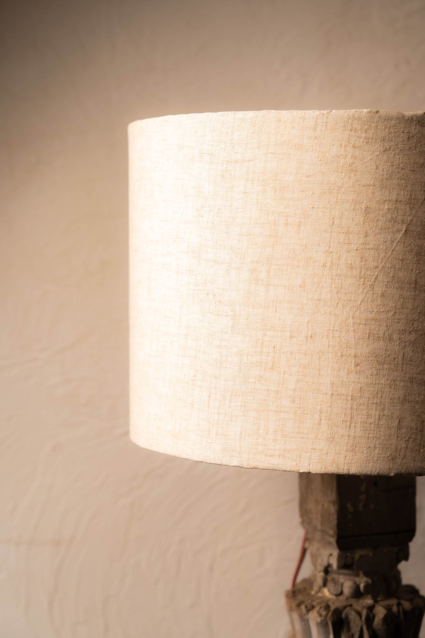Vintage pillar-style wood floor lamp with handcrafted detailing, rustic antique finish, and elegant traditional design ideal for living rooms, bedrooms, and heritage-inspired interiors.