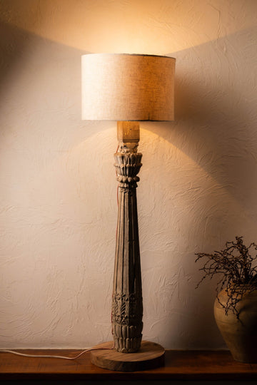 Vintage pillar-style wood floor lamp with handcrafted detailing, rustic antique finish, and elegant traditional design ideal for living rooms, bedrooms, and heritage-inspired interiors.