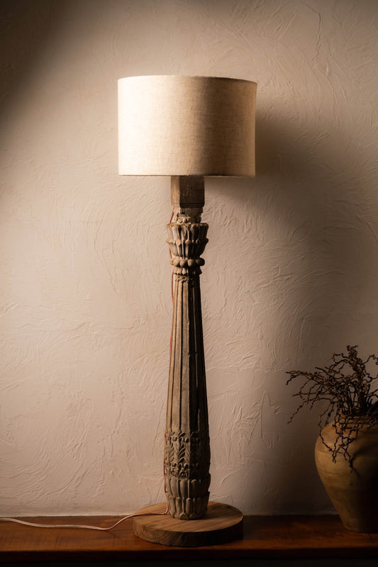 Vintage pillar-style wood floor lamp with handcrafted detailing, rustic antique finish, and elegant traditional design ideal for living rooms, bedrooms, and heritage-inspired interiors.