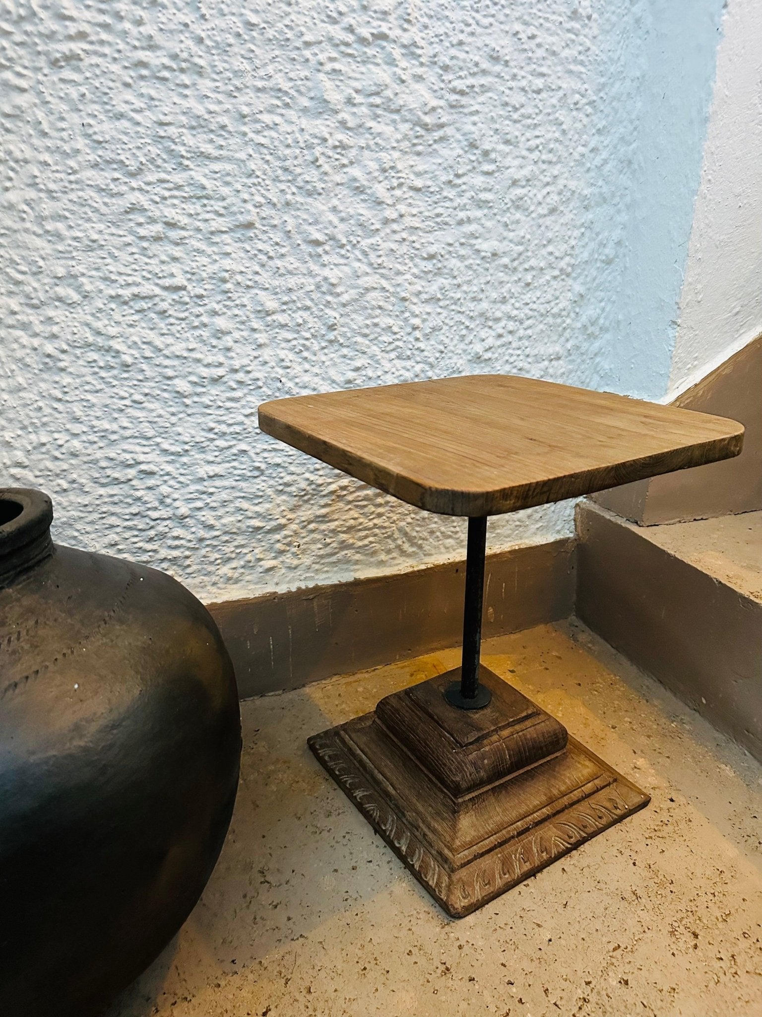 Vintage Side table - TesuTable