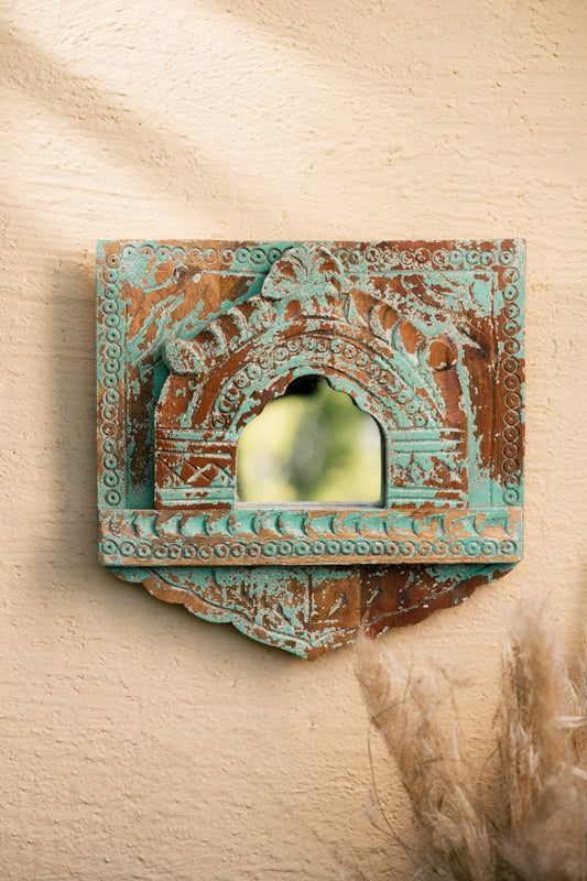 Vintage Wooden Carved Mirror - TesuMirror