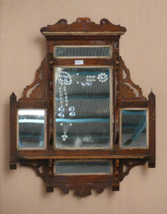 Wooden Antique Wall Mirror - TesuMirror