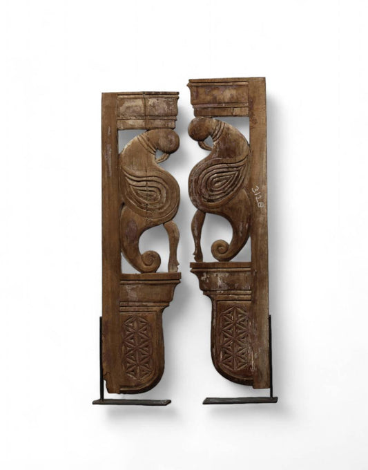 Wooden Half Bracket on Iron Stand - TesuWooden Bracket